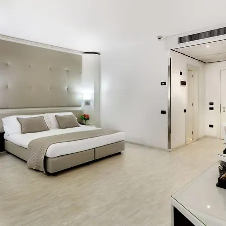 Hotel Mediterraneo Palace