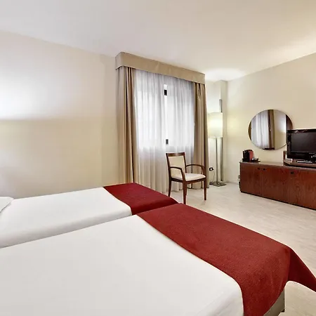 Hotel Mediterraneo Palace 4*