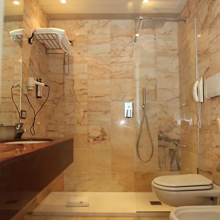 地中海皇宫酒店