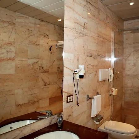 Hotel Mediterraneo Palace