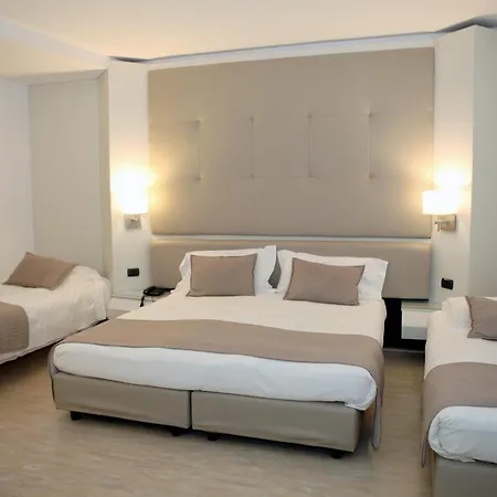 Mediterraneo Palace 4*