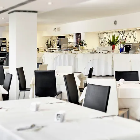 地中海皇宫酒店