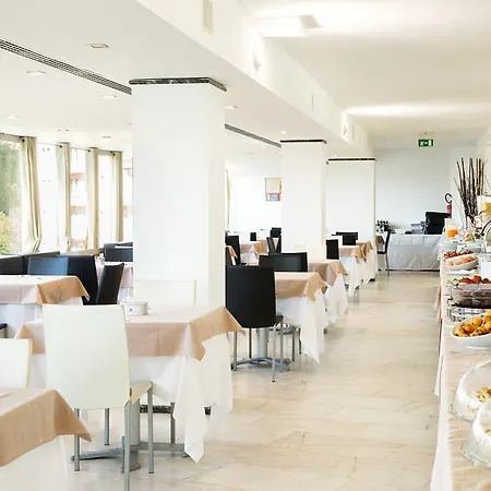 Ξενοδοχείο Mediterraneo Palace Ραγκούσα