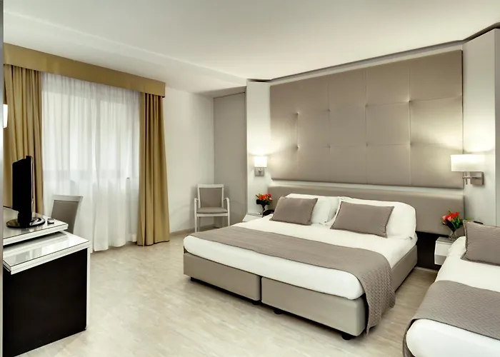 Mediterraneo Palace 4*