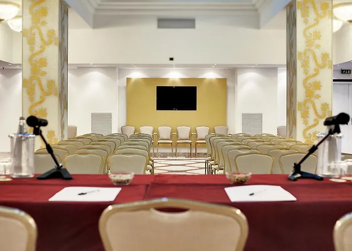 Mediterraneo Palace Hotel 4*