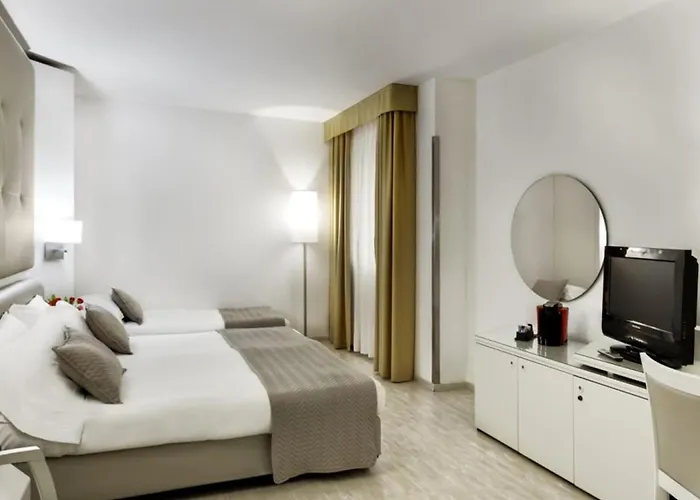 Hotel Mediterraneo Palace