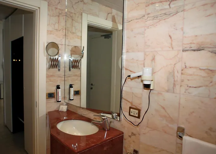 Mediterraneo Palace Hotel 4*