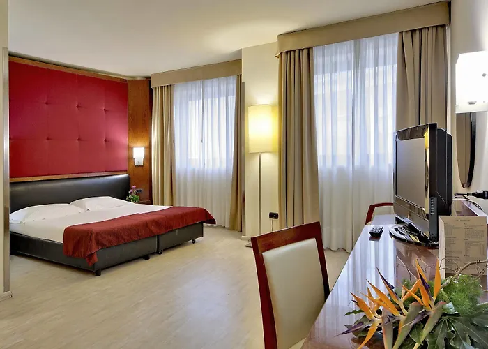 Hotel Mediterraneo Palace 4*